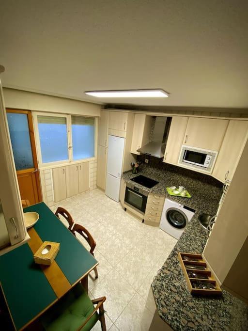 Completo Piso En Santander A 5 Minutos Del Centro Apartment Ngoại thất bức ảnh