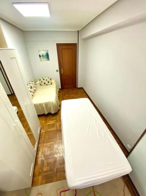 Completo Piso En Santander A 5 Minutos Del Centro Apartment Ngoại thất bức ảnh